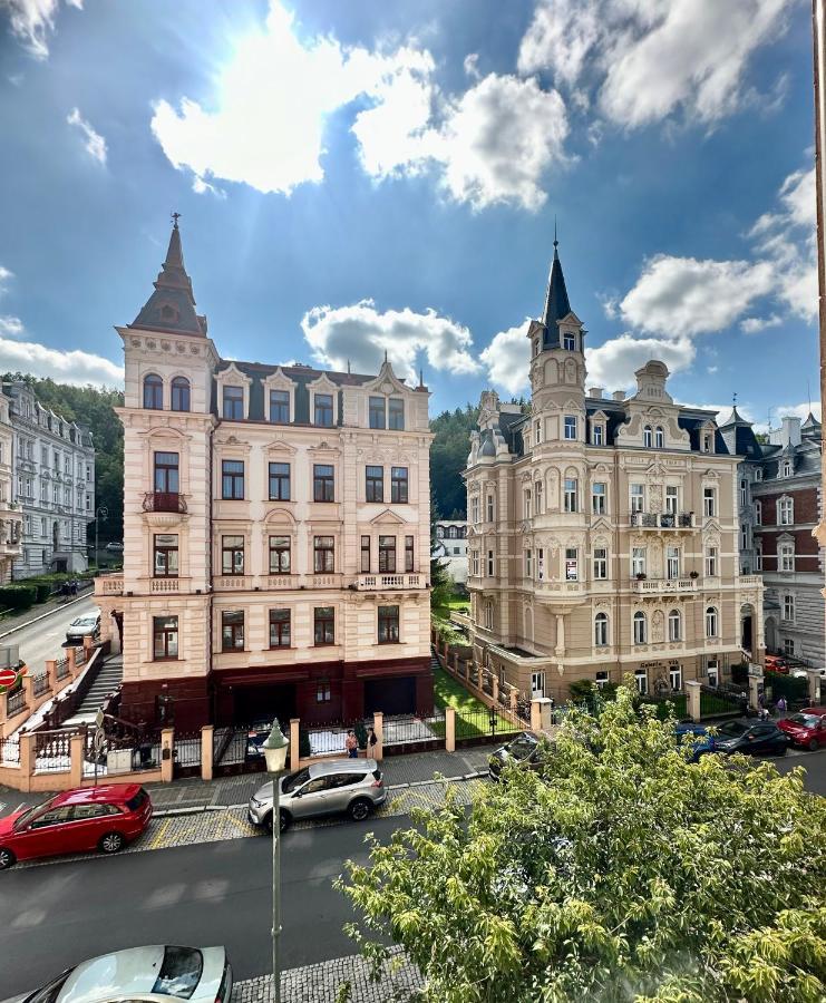 Apartment Erika Karlovy Vary Ngoại thất bức ảnh